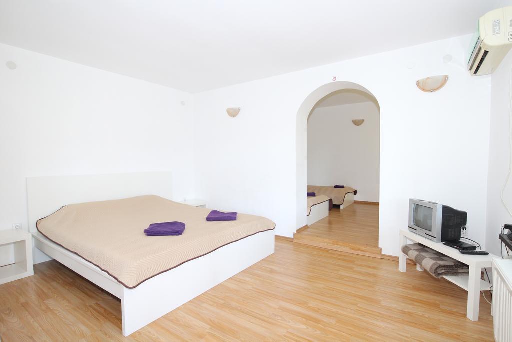 Slanchevata Kashta Hotell Krusjuna Exteriör bild